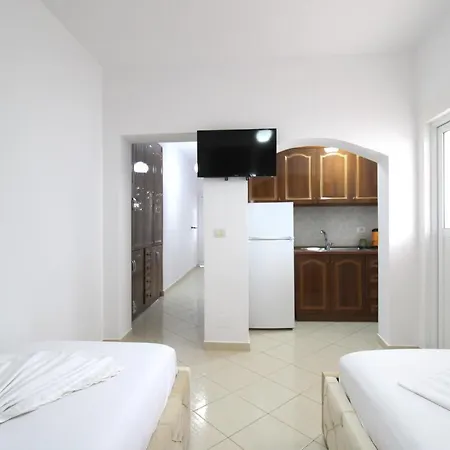 Aparthotel Seaside Genti Pollo 3*