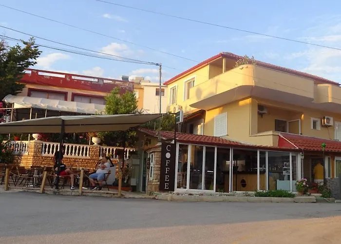 Seaside Genti Pollo Апарт-отель Ксамил