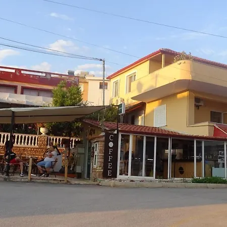 Seaside Genti Pollo Апарт-отель Ксамил