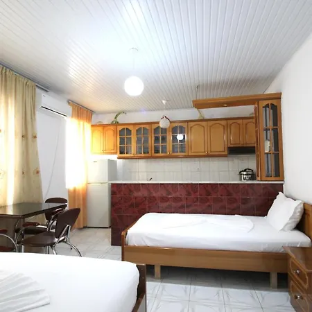 Aparthotel Seaside Genti Pollo *
