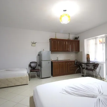 아파트호텔 Seaside Genti Seaview 3*
