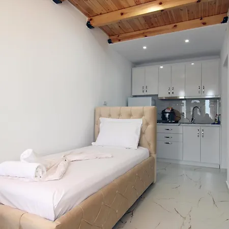 Seaside Genti Pollo Апарт-отель 3*