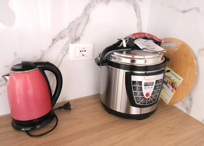 Ξενοδοχείο με διαμερίσματα Seaside Genti Pollo