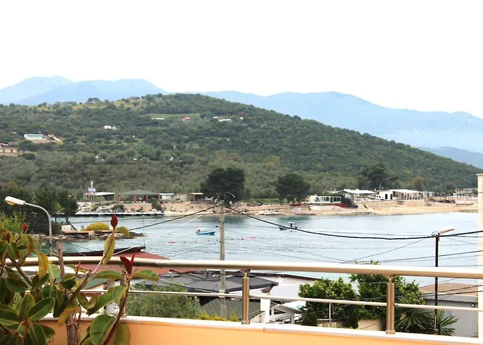 Seaside Genti Pollo Εξαμίλιο